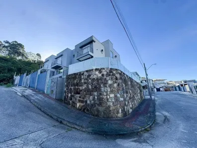 Casa com 3 Quartos à venda, 176m² no Trindade, Florianópolis