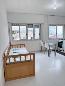 Kitnet à venda, 28m² no Aparecida, Santos