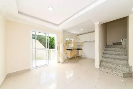 Sobrado com 3 Quartos para alugar, 140m² no Campo Comprido, Curitiba
