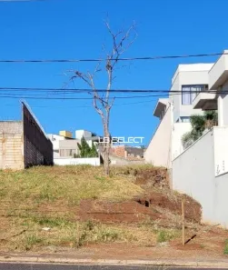 Lote/Terreno à venda, 490m² no Jardim Inconfidência, Uberlândia
