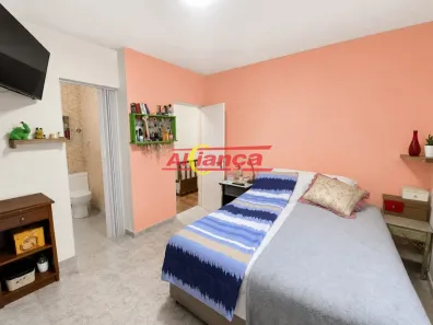 Casa com 3 Quartos à venda, 183m² no Parque Santo Antônio, Guarulhos