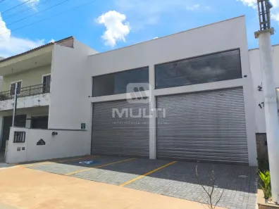 Casa com 1 Quarto para alugar, 193m² no Laranjeiras, Uberlândia