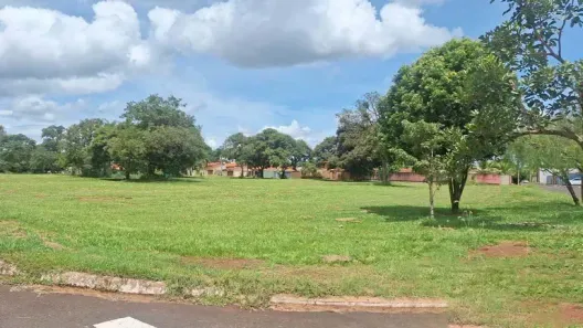 Lote/Terreno à venda, 1254m² no Centro, Planura