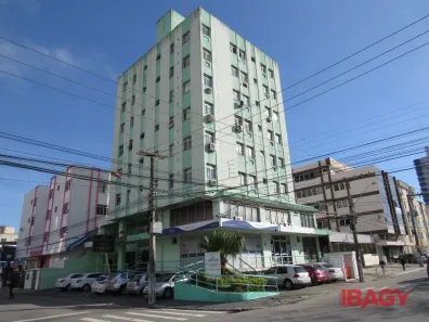 Apartamento com 1 Quarto para alugar, 25m² no Kobrasol, São José