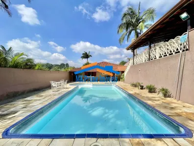 Casa de Condomínio com 3 Quartos para alugar, 321m² no Chácara dos Lagos, Carapicuíba