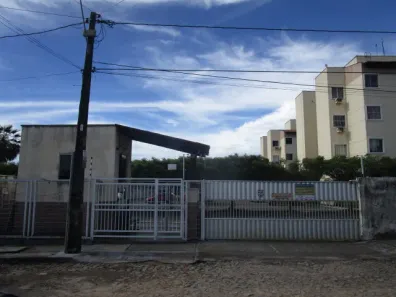 Apartamento com 2 Quartos para alugar, 50m² no Serrinha, Fortaleza