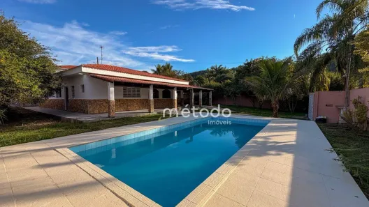 Fazenda/Sítio com 4 Quartos à venda, 330m² no Jardim Itapema, Guararema