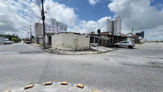 Lote/Terreno para alugar, 360m² no Catolé, Campina Grande