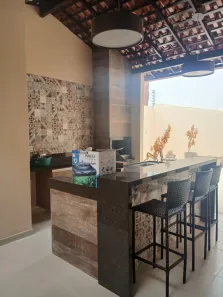 Casa com 3 Quartos para alugar, 130m² no Renascença, São Luís