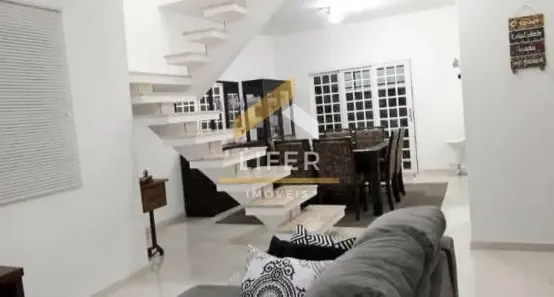 Sobrado com 4 Quartos à venda, 158m² no Parque Jambeiro, Campinas