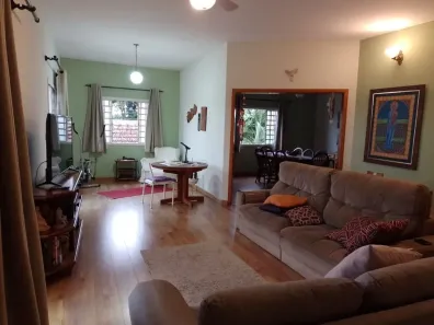 Casa com 4 Quartos à venda, 1158m² no Quiririm, Taubaté
