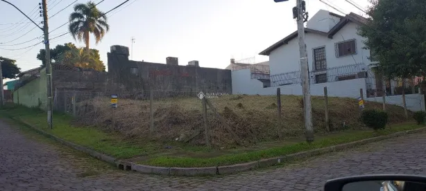 Lote/Terreno à venda, 400m² no Vila Nova, Porto Alegre