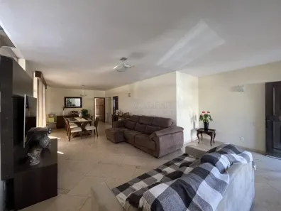 Casa com 3 Quartos à venda, 320m² no Anhangabaú, Jundiaí