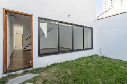 Sobrado com 4 Quartos à venda, 190m² no Vila Ipojuca, São Paulo