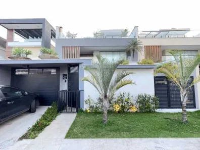 Casa de Condomínio com 4 Quartos à venda, 392m² no Recreio dos Bandeirantes, Rio de Janeiro