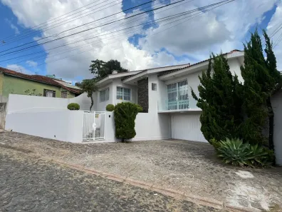 Casa com 4 Quartos à venda, 409m² no Orfãs, Ponta Grossa