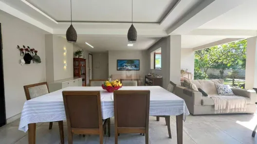 Casa de Condomínio com 4 Quartos à venda, 260m² no Santa Luzia, Serra
