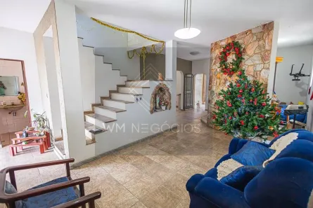 Casa com 3 Quartos à venda, 376m² no São João Batista (Venda Nova), Belo Horizonte