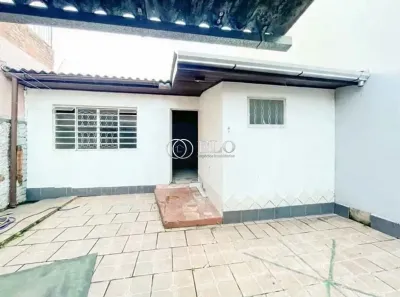 Casa com 2 Quartos para alugar, 24m² no Floresta, Porto Alegre