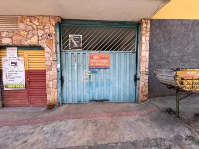 Casa com 2 Quartos para alugar, 66m² no Milionários (Barreiro), Belo Horizonte