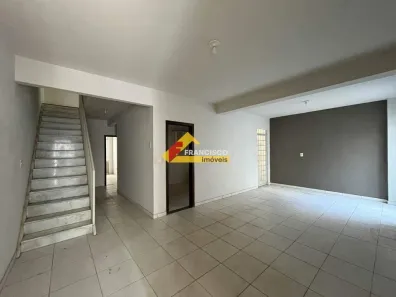 Casa com 5 Quartos para alugar, 180m² no Centro, Divinópolis