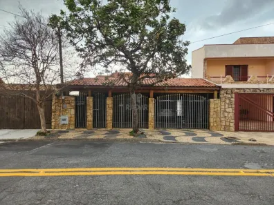 Casa com 3 Quartos à venda, 156m² no Jardim dos Oliveiras, Campinas
