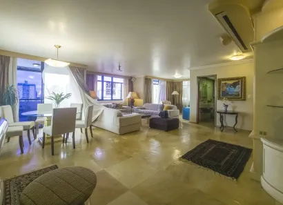 Apartamento com 4 Quartos à venda, 211m² no Centro, Florianópolis