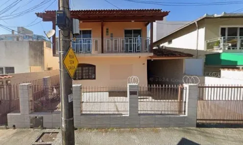 Casa com 3 Quartos à venda, 225m² no Trindade, Florianópolis