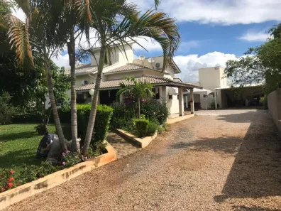 Fazenda/Sítio com 3 Quartos à venda, 1100m² no Bosque dos Eucaliptos, Araçoiaba da Serra