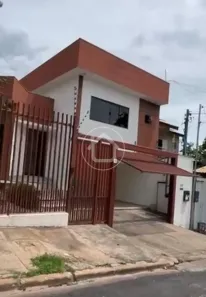 Casa com 3 Quartos à venda, 251m² no Areão, Cuiabá