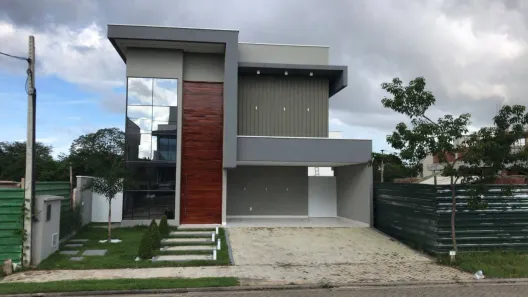 Casa de Condomínio com 4 Quartos à venda, 330m² no Cidade Alpha, Eusébio