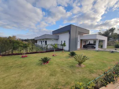 Casa de Condomínio com 3 Quartos à venda, 1871m² no , Moeda