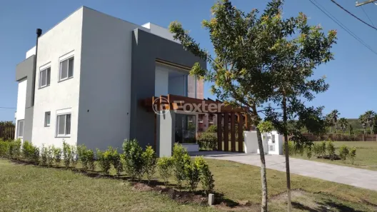 Casa de Condomínio com 5 Quartos à venda, 238m² no Torres, Torres