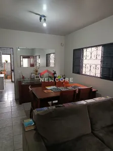 Casa com 3 Quartos à venda, 250m² no Jardim Patrícia, Uberlândia