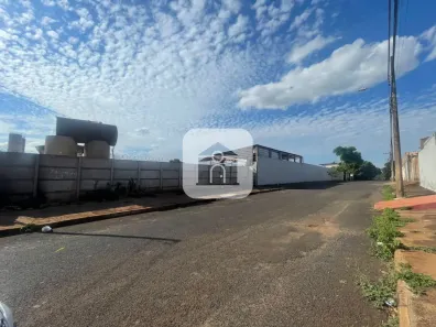 Lote/Terreno à venda, 11715m² no Chácaras Tubalina e Quartel, Uberlândia