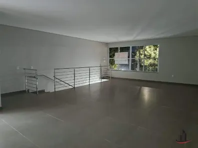 Ponto Comercial para alugar, 84m² no Estados Unidos, Uberaba