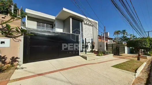 Sobrado com 5 Quartos à venda, 221m² no Carandá Bosque, Campo Grande