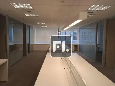 Sala Comercial para alugar, 208m² no Vila Olímpia, São Paulo