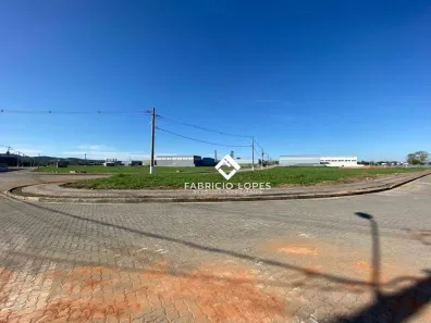 Lote/Terreno à venda, 2046m² no Rio Abaixo, Jacareí
