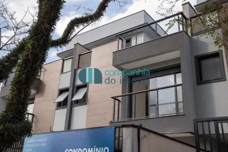 Sobrado com 3 Quartos à venda, 141m² no Jardim das Américas, Curitiba