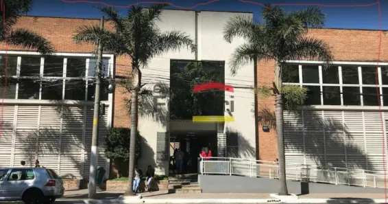 Prédio Comercial para alugar, 4600m² no Bom Retiro, São Paulo