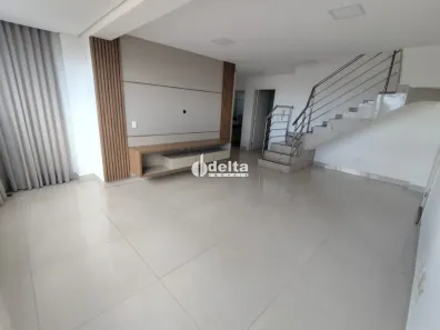 Cobertura com 4 Quartos para alugar, 240m² no Saraiva, Uberlândia