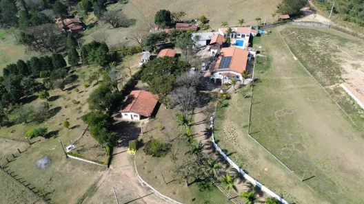 Fazenda/Sítio com 4 Quartos à venda, 840m² no Varejão, Itu