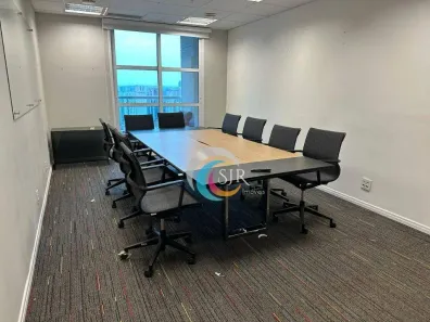 Sala Comercial para alugar, 231m² no Vila Cordeiro, São Paulo