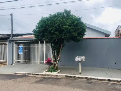 Casa com 2 Quartos à venda, 200m² no Jardim Nacional, Marília
