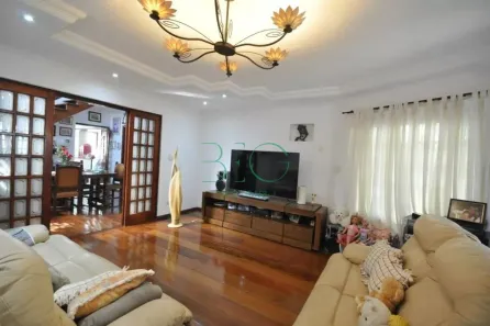 Sobrado com 5 Quartos à venda, 320m² no Vila Albertina, São Paulo