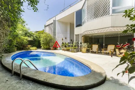 Casa com 4 Quartos à venda, 800m² no Alto de Pinheiros, São Paulo