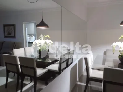 Apartamento com 3 Quartos à venda, 90m² no Santa Mônica, Uberlândia