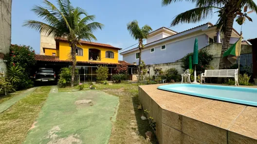 Casa com 4 Quartos à venda, 293m² no Parque Burle, Cabo Frio