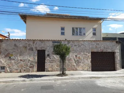 Casa com 5 Quartos à venda, 437m² no João Pinheiro, Belo Horizonte